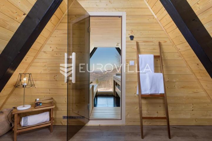 Gorski kotar, Kupjak, ekskluzivna kuća s jacuzzijem, wellnessom 200 m², bazen, okućnica 1700 m²