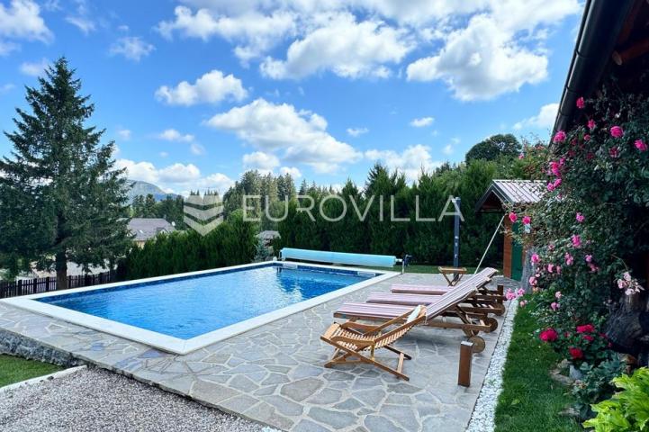 Gorski kotar, Kupjak, ekskluzivna kuća s jacuzzijem, wellnessom 200 m², bazen, okućnica 1700 m²