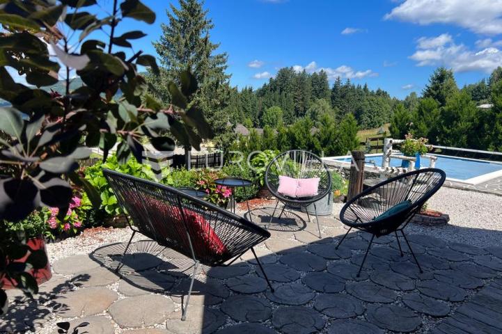 Gorski kotar, Kupjak, ekskluzivna kuća s jacuzzijem, wellnessom 200 m², bazen, okućnica 1700 m²