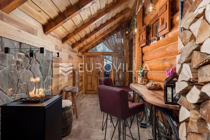 Gorski kotar, Kupjak, ekskluzivna kuća s jacuzzijem, wellnessom 200 m², bazen, okućnica 1700 m²