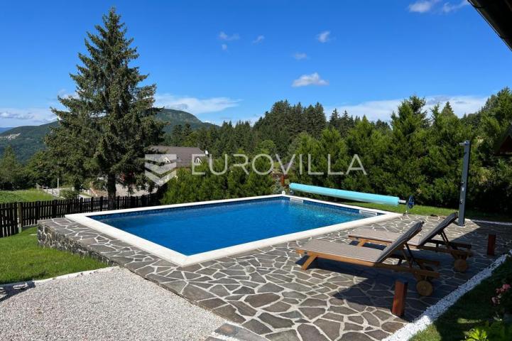 Gorski kotar, Kupjak, ekskluzivna kuća s jacuzzijem, wellnessom 200 m², bazen, okućnica 1700 m²