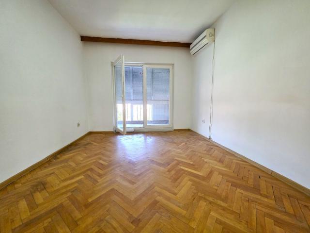 Dvosoban namješten stan, 80m2, Zabjelo, Podgorica