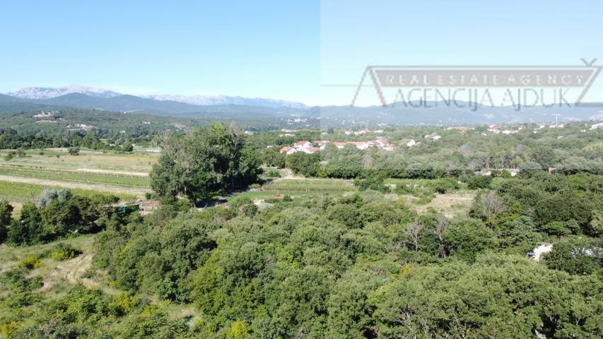 Imotski građevinsko zemljište 7803 m2 Glavina Donja