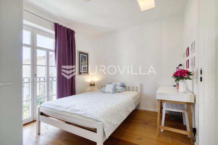 Zadar, Diklo, moderna i elegantna vila prvi red uz more