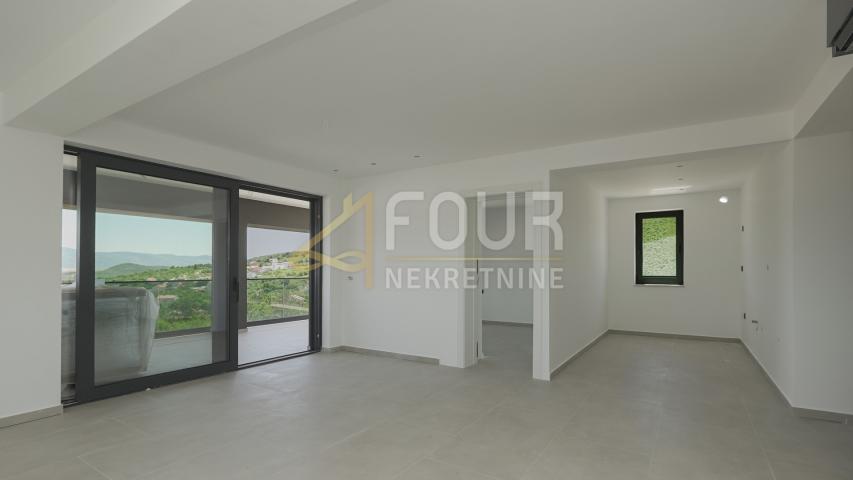 Otok Krk, Vrbnik, novogradnja, 142m2, 3s+db, terasa i 2 balkona