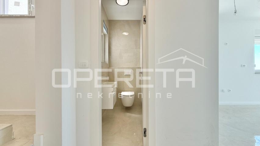 Novogradnja, dvosoban stan,  Starigrad Paklenica, Seline, Zadar