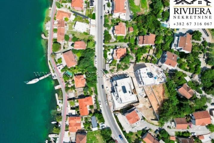 Na prodaju jednosoban stan u izgradnji u blizini mora Dobrota Kotor
