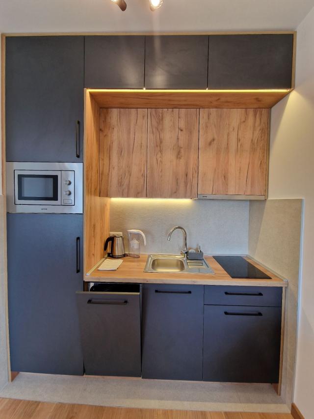 Prodaja modernog studio apartmana 32 m² – Bečići (mogućnost pregradnje u jednosoban)