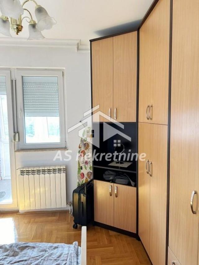 Fotografija stana 21 od 36