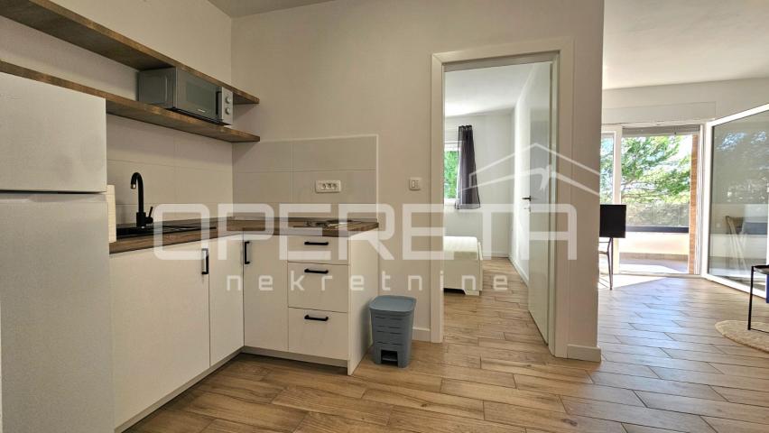 Vir – Samostojeća kuća s četiri moderno uređena apartmana, 170 m²
