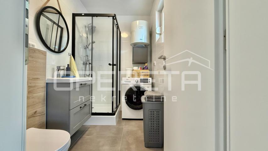 Vir – Samostojeća kuća s četiri moderno uređena apartmana, 170 m²