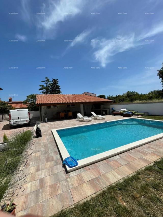 Kuća Ližnjan – Apartmanska kuća s bazenom, 460 m². 
