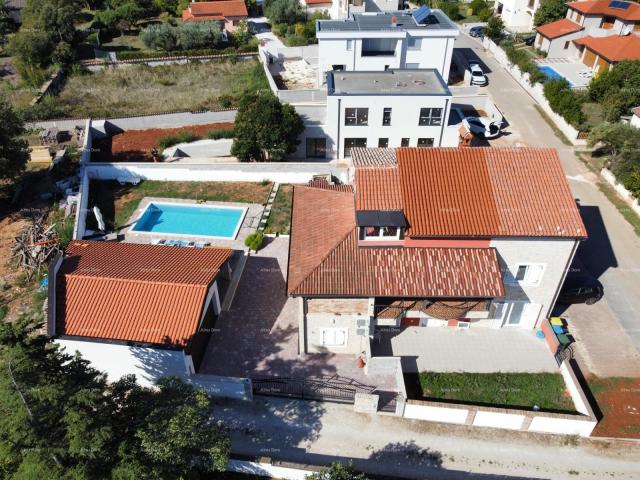 Kuća Ližnjan – Apartmanska kuća s bazenom, 460 m². 