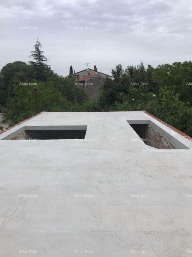 Kuća NA PRODAJU: KUĆA U TIJEKU RENOVACIJE U SRCU KANFANARA