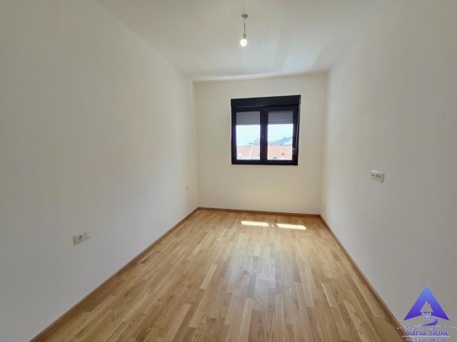 Prodaja, Stan, 44m2 , Rozino