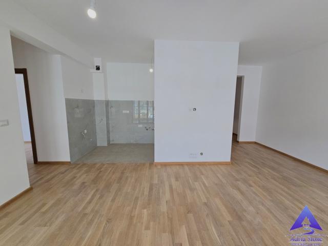 Prodaja, Stan, 66m2 , Rozino
