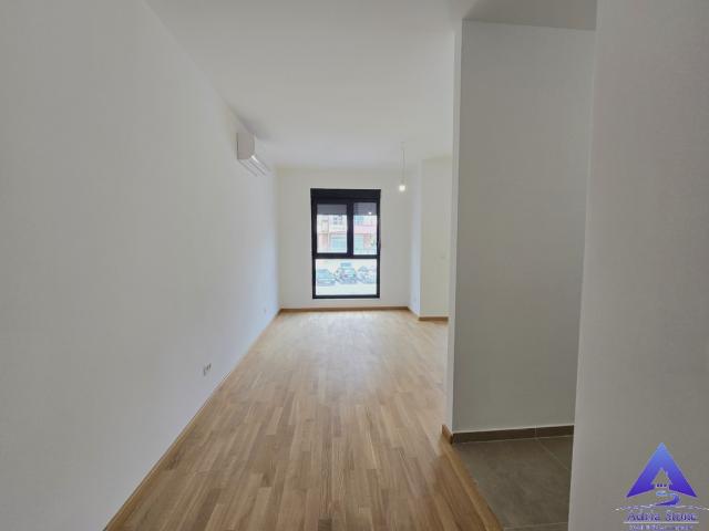 Prodaja, Stan, 66m2 , Rozino