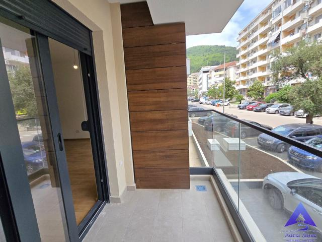 Prodaja, Stan, 66m2 , Rozino