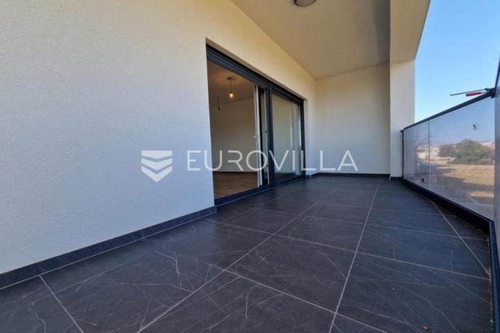 Vir, trosoban apartman na 1. katu, pogled na more