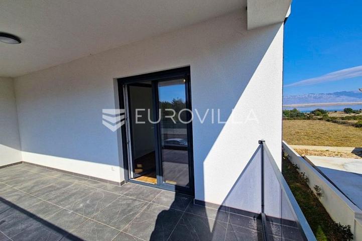 Vir, trosoban apartman na 1. katu, pogled na more
