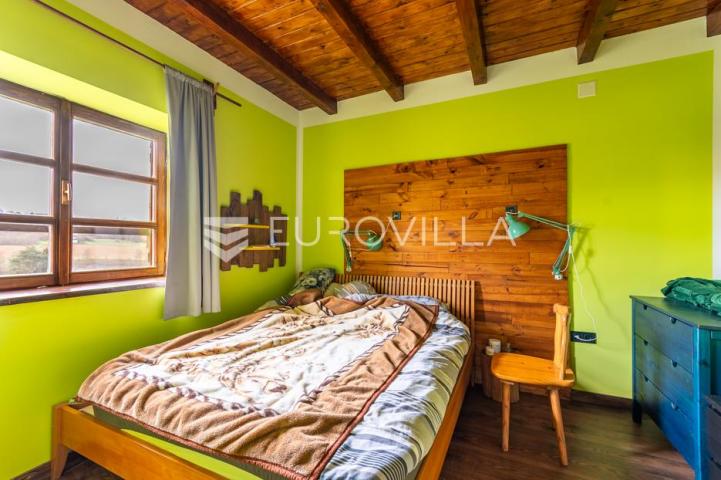 Štrigova, Grabrovnik, simpatična kuća na zemljištu površine 7303 m²