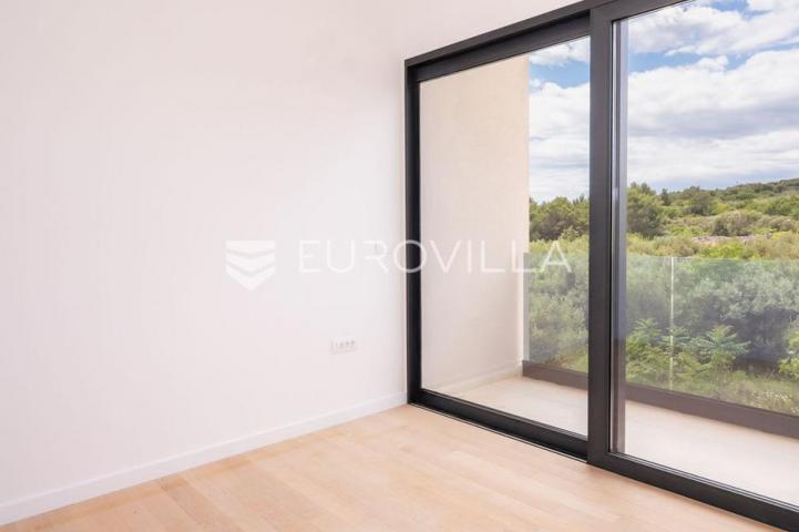 Krk, grad Krk, penthouse od 141,13 m² u luksuznoj novogradnji