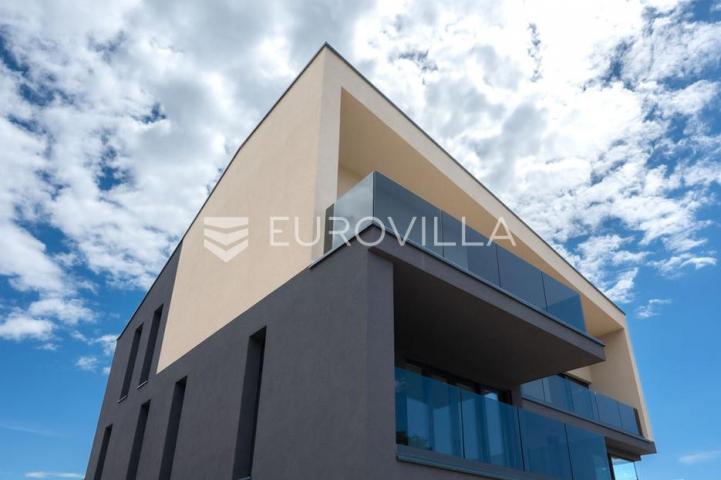 Krk, grad Krk, penthouse od 141,13 m² u luksuznoj novogradnji