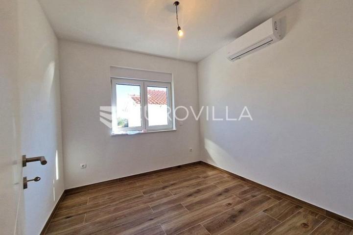 Vir, apartman s dvije spavaće sobe, 1. kat, otvoren pogled na more