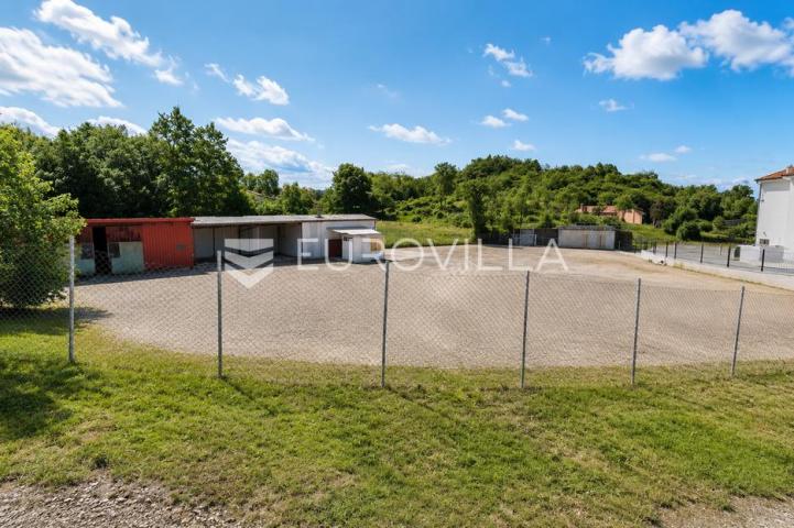 Matulji, Jušići, građevinsko zemljište 3700 m² za 5 zgrada