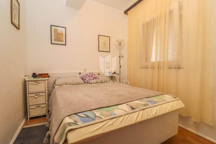 PRILIKA!  Kuća sa tri stana 300m od mora, blizu Medulina! 