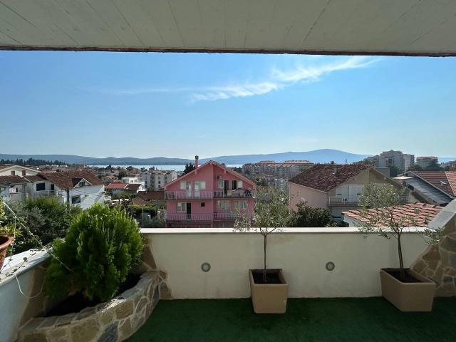 Prodaja, Stan, 83m2 , Tivat