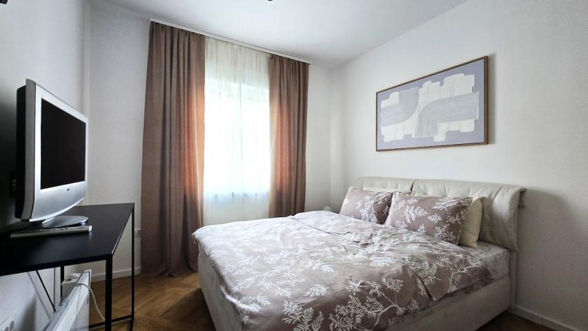 Jednosoban namješten stan, 38m2, Preko Morače, Podgorica