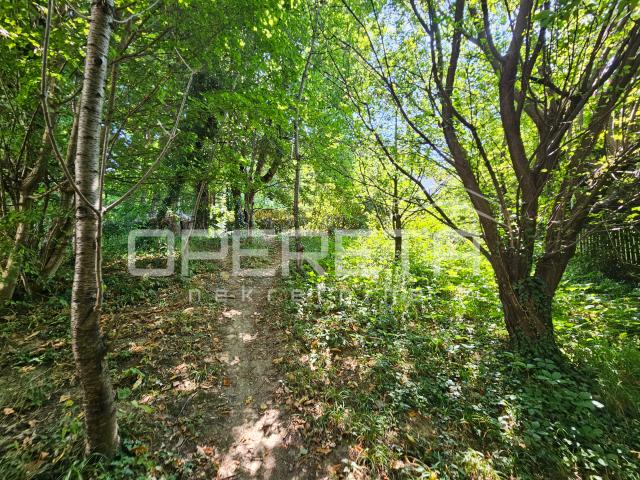 Gjurkov put, Gračani, 865,00 m2, 159.999,00 EUR