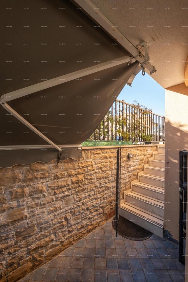 Stan Na prodaju stan u Medulinu, 180 m od plaže. 