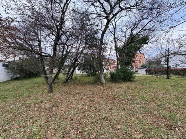 Stan UMAG, stan  sa velikom okućnicom od 1300 m2. Nekretnina ima uporabnu dozvolu. 