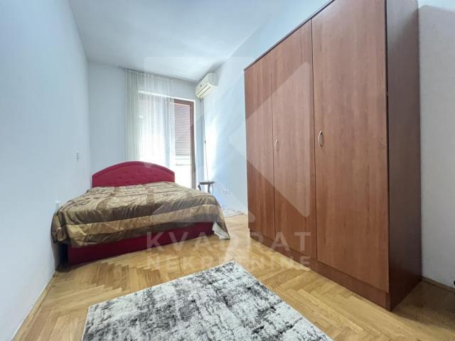 Izdavanje, Jednosoban stan, Podgorica, Preko Morače, 50m2