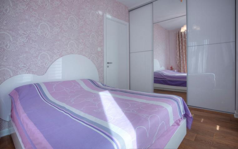 Exclusive 3bdr Apartment, Tre Canne