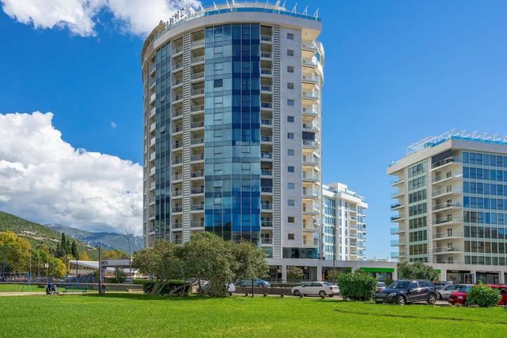 Exclusive 3bdr Apartment, Tre Canne