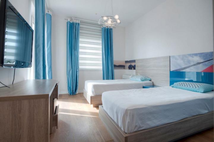 Exclusive 3bdr Apartment, Tre Canne