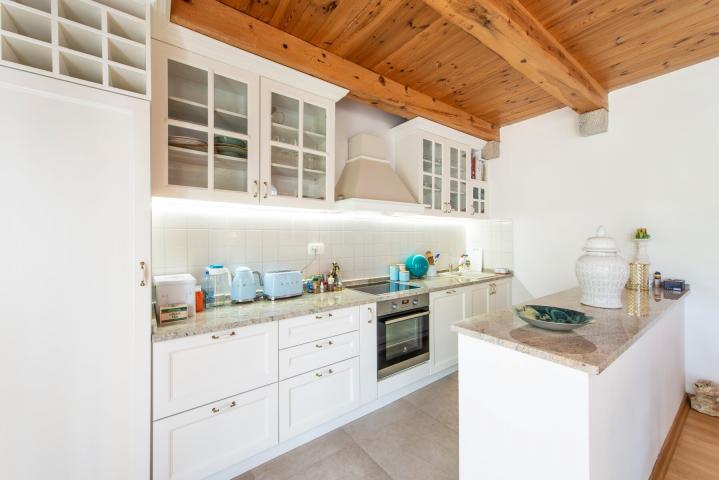 Villa for rent, Krstac