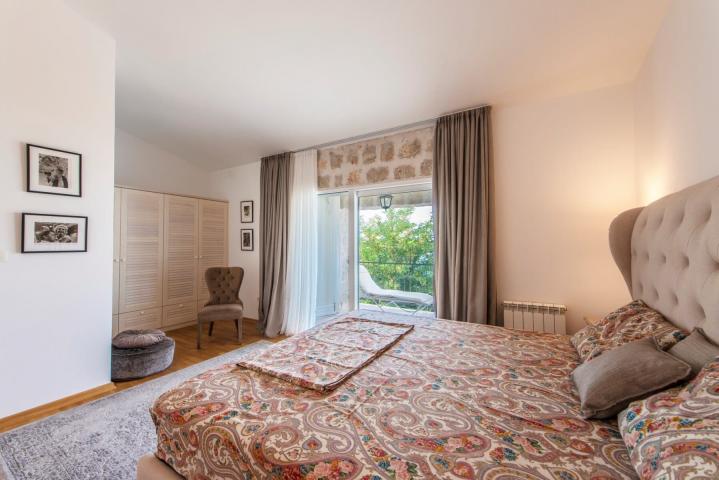 Villa for rent, Krstac