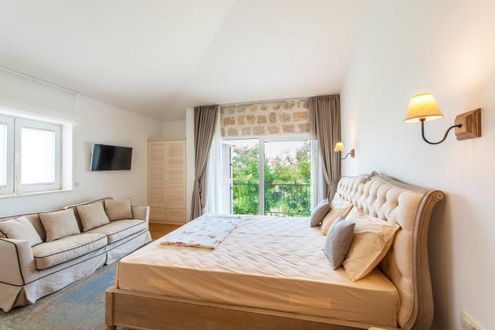 Villa for rent, Krstac
