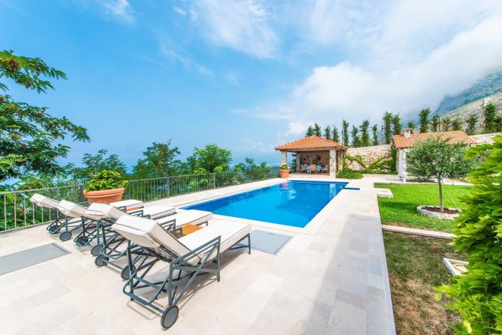 Villa for rent, Krstac