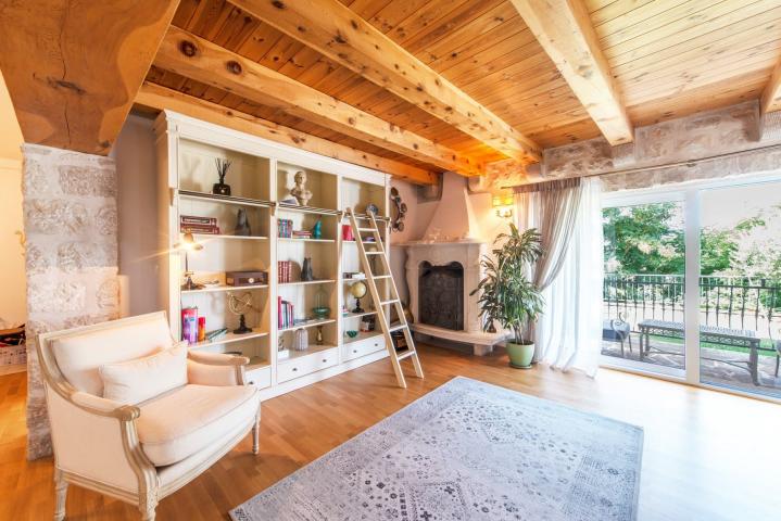 Villa for rent, Krstac