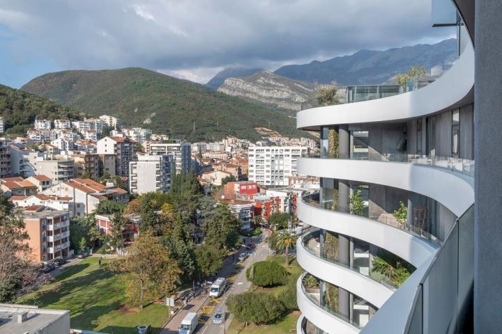 Royal Gardens complex, Budva