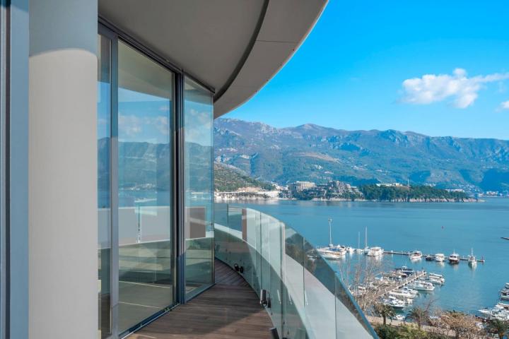 Royal Gardens complex, Budva