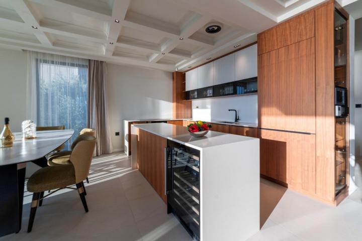 Blizikuce Contemporary 3bdr Villa