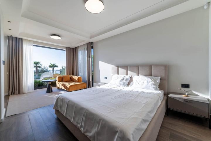 Blizikuce Contemporary 3bdr Villa