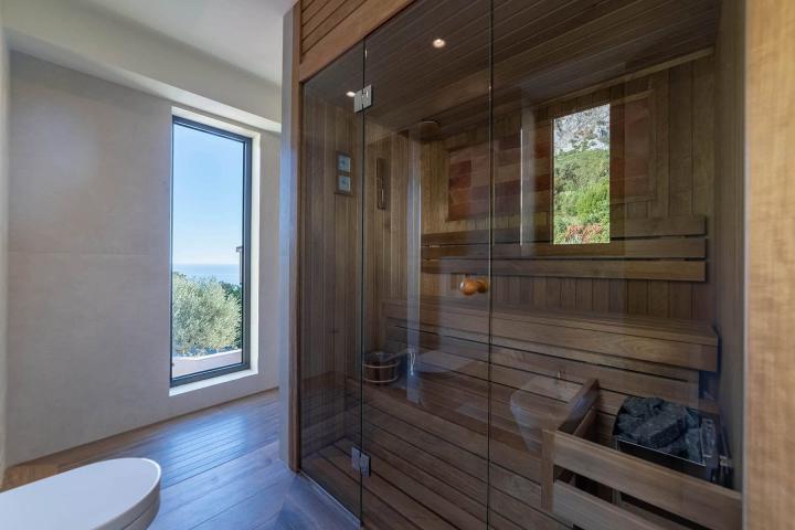 Blizikuce Contemporary 3bdr Villa