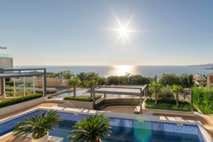 Blizikuce Contemporary 3bdr Villa